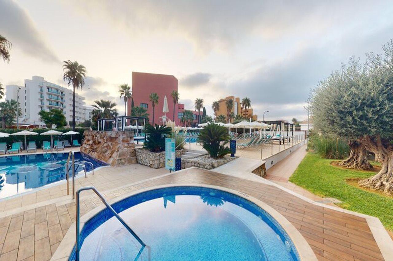 Cala Millor Garden Hotel - Adults Only エクステリア 写真