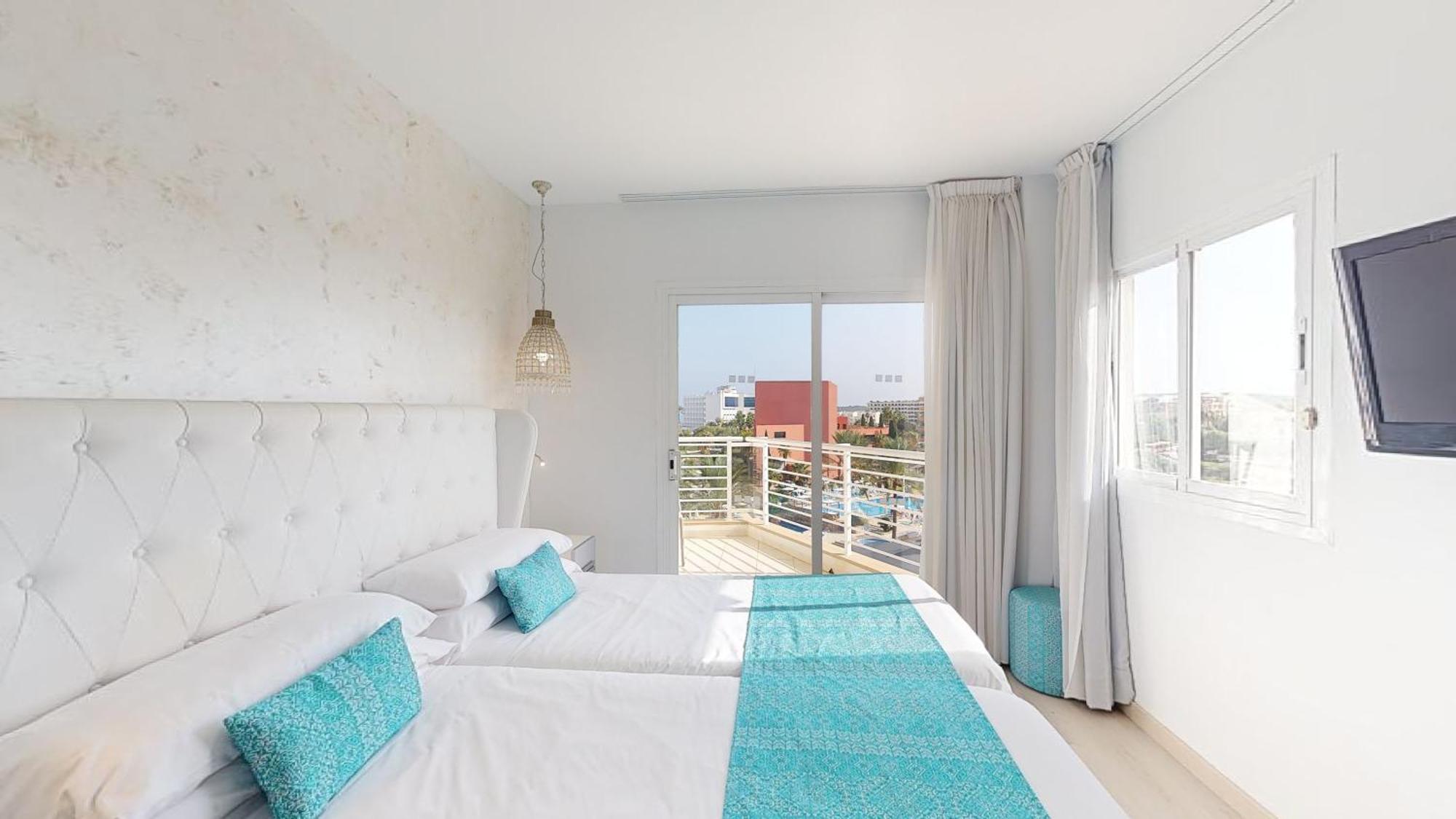 Cala Millor Garden Hotel - Adults Only エクステリア 写真
